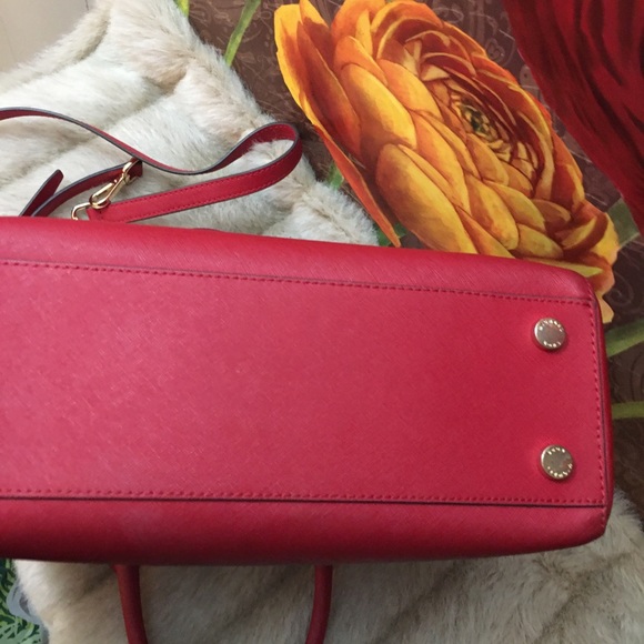 ❤️MICHAEL KORS Red Purse❤️ - Picture 7 of 8